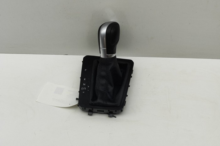 Nuca schimbător de viteze VW PASSAT Variant B8 3G5 2017 OEM: 3G1713203C 30748948