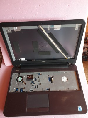 placa de baza, procesor si tastatura DELL P28F - pentru piese - foto