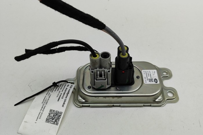 Unitate de control pompa de combustibil LAND ROVER RANGE ROVER VELAR L560 2018 OEM: GX73-14B526-AC | 32190113