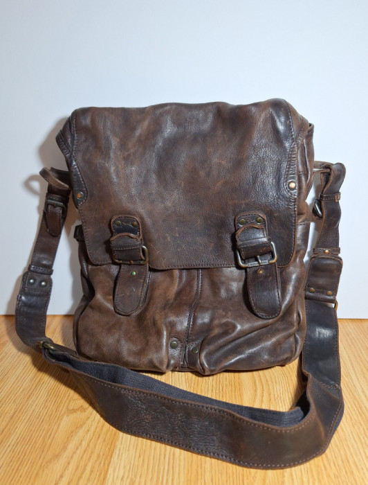 Geanta Aunts&amp;Uncles din piele naturala maro, geanta pentru umar 38x33 cm