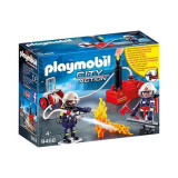 Cumpara ieftin Pompieri Cu Pompa De Apa, Playmobil