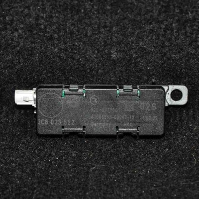 Amplificator de antena VW PASSAT CC 357 2010 OEM: 3C8035552 foto