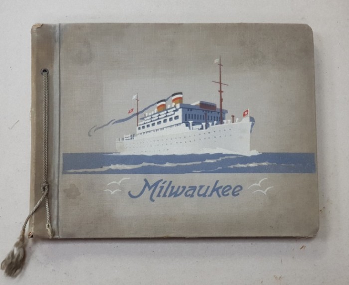 ALBUM CU FOTOGRAFII LIPITE PE CARTON DIN CALATORIILE VASULUI &#039; MILWAUKEE &#039; , PERIOADA INTERBELICA