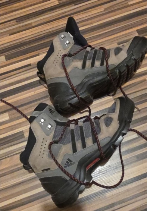 Bocanci Adidas