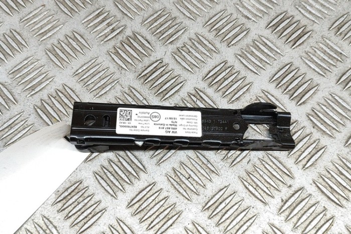 Reglaj &icirc;nălțime centura dreapta față VW PASSAT B8 3G2 2017 OEM: 4M0857819 | 27316510