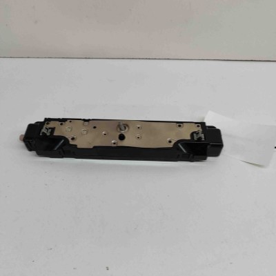 Amplificator de antena TESLA MODEL Y 2023 OEM: 1585601-00-E foto