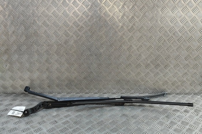 Braț ștergător față TOYOTA C-HR _X2_, _H2_ 2023 OEM: 85211-F4090,85221-F4090 30906257