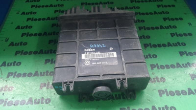 Calculator motor Volkswagen Golf 3 (1991-1997) 0261203318 foto