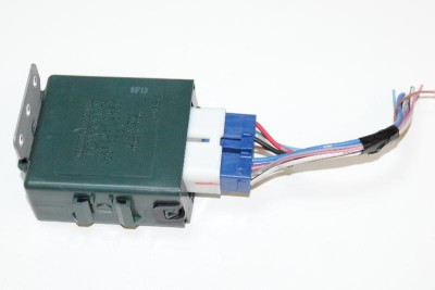 LEXUS RX _U3_ 2004 OEM: 85970-48020 SKU: 2157053 foto