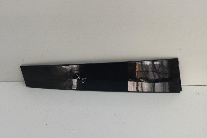 Ornament vertical ușă st&acirc;nga spate LAND ROVER RANGE ROVER SPORT L461 2024 OEM: N9X2-255A81-AD 29509247