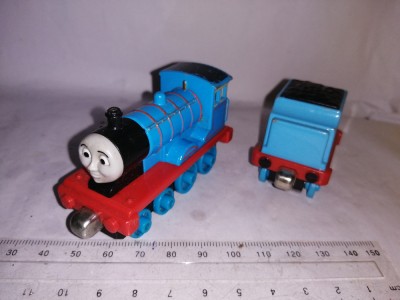 bnk jc Thomas si prietenii Take-n-Play - locomotiva Gordon cu tender foto