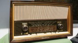 Radio vintage Scharub-Lorenz model Rialto 350