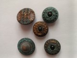 Lot 5 nasuri butoni metalici cu pietre semipretioase , email rosu si albastru , de la vesminte foarte vechi,peste 150 de ani .
