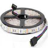 Cumpara ieftin Banda LED RGB 30 LED/m, Optonica &ndash; flexibila/interior
