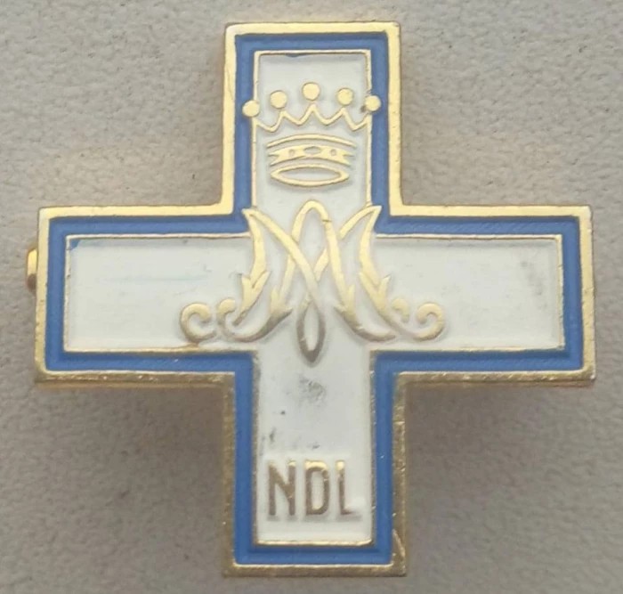 Insigna - Monograma MA - NDL - Posibil Franta