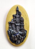 Brosa Castel pe Stanci _ compozit _ 35 x 65 mm