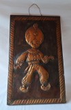 Arab copil - aplica - tablou, metaloplastie - foita din tabla pe suport din lemn, obiect vechi romanesc, anii 1960-1970