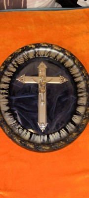 - CRUCIFIX TABLOU GEAM BOMBAT DIMENSIUNI 47 X 39 CM foto