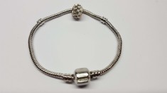 Bratara cu un talisman model 18, tip pandora foto