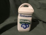 Recipient bucatarie / Cutie veche din ceramica pentru Cardamom ( Kardemumma) producator Arabia Finland seria Luumu anii 30 design Thure &Ouml;berg !