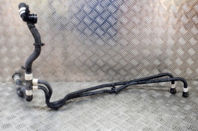 Furtun de lichid de răcire TESLA MODEL 3 2018 OEM: 1077579-00-C 14696897 foto