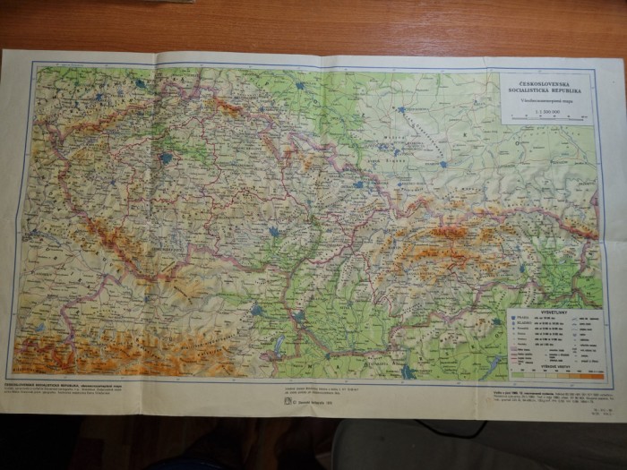 harta republica cehoslovacia - din anul 1970 - dimensiuni 60 / 33 cm