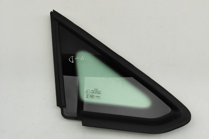 Geam lateral dreapta față VW CADDY V SBB, SBJ 2023 OEM: 2K7845116 30814632