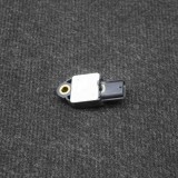 Senzor de impact lateral st&acirc;nga TOYOTA HILUX VII Pick-up _N1_, _N2_, _N3_ 2015 OEM: 654519256M,89831-0W050 | 11330950