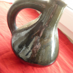Ulcior vechi din Ceramica smaltuita , h=17cm D.sus interior =3cm