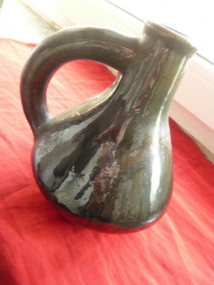 Ulcior vechi din Ceramica smaltuita , h=17cm D.sus interior =3cm foto