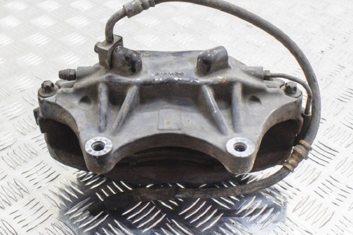 Etrier de fr&acirc;nă dreapta față TESLA MODEL S 2014 11524022