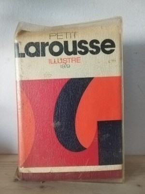 Petit Larousse Illustre foto