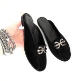 Saboti dama din piele naturala cu accesoriu metalic Fly Black, 39