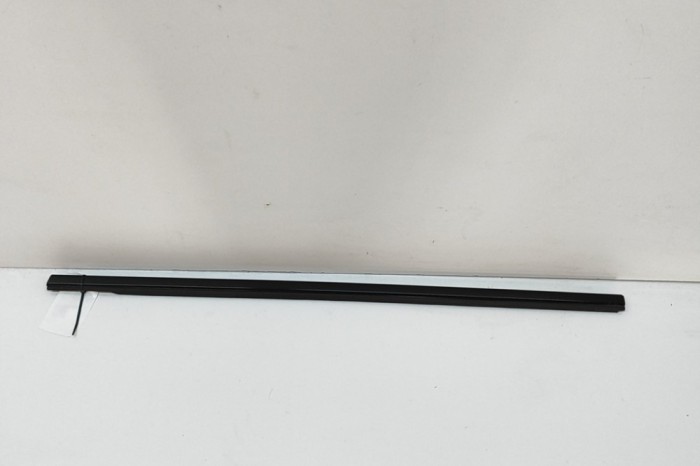 Chedar geam ușă st&acirc;nga față PEUGEOT 2008 II 2021 OEM: 9825968780 28311737