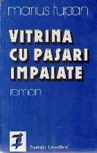 Vitrina cu pasari impaiate
