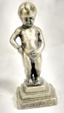 Statueta baiat Bruxelles