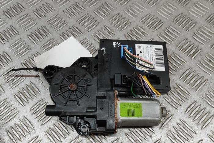 Motor macara geam ușă st&acirc;nga față VOLVO V50 MW 2010 OEM: 31295174AA,31295174,976595-110,A2C53114141 | 31962831
