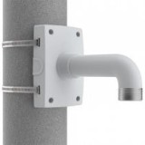 Suport de montaj pe stalp AXIS T91B67 pentru camere de supraveghere