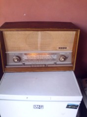 Vechi Aparat de Radio pe Lampi Saba Wilband 12 Stereo
