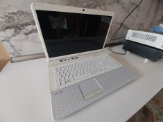 Laptop 17&amp;quot; SONY Vaio pentru piese foto