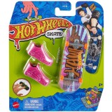 Set mini placa skateboard cu pantofi, Hot Wheels, Wingstorm, HGT68