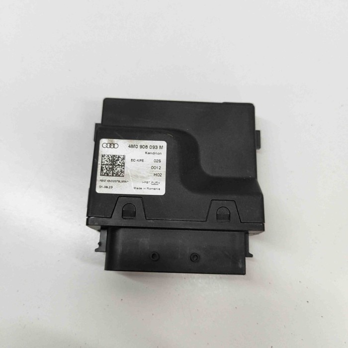 Unitate de control pompa de combustibil VW TOUAREG CR7 2023 OEM: 4M0906093M