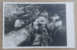 FOTOGRAFIE DE GRUP LA O PETRECERE CAMPENEASCA , CU LAUTAR , TIP CARTE POSTALA , MONOCROMA , NECIRCULATA , IUNIE 1939