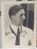 Fotografie, Comandor Constantin Niculescu in tinuta Ordinului Mihai Viteazul