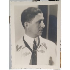 Fotografie, Comandor Constantin Niculescu in tinuta Ordinului Mihai Viteazul
