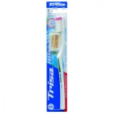 Periuta de dinti manuala Trisa Fresh Soft 602981, cu capac de protectie - NOU