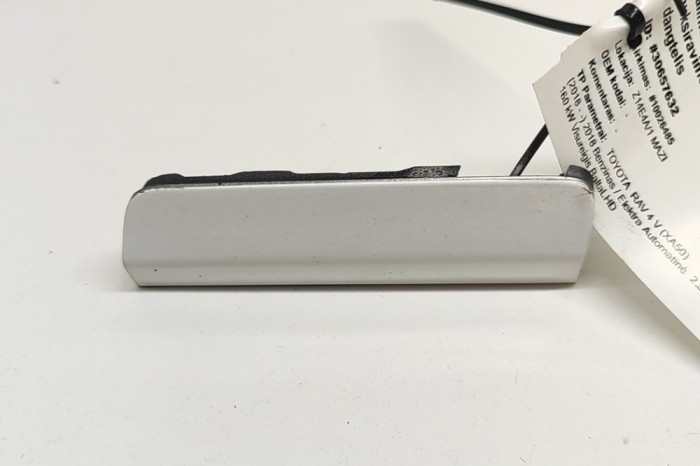 Capac c&acirc;rlig de remorcare bara de protecție față TOYOTA RAV 4 V XA50 2018 OEM: 52438-42010 30657632