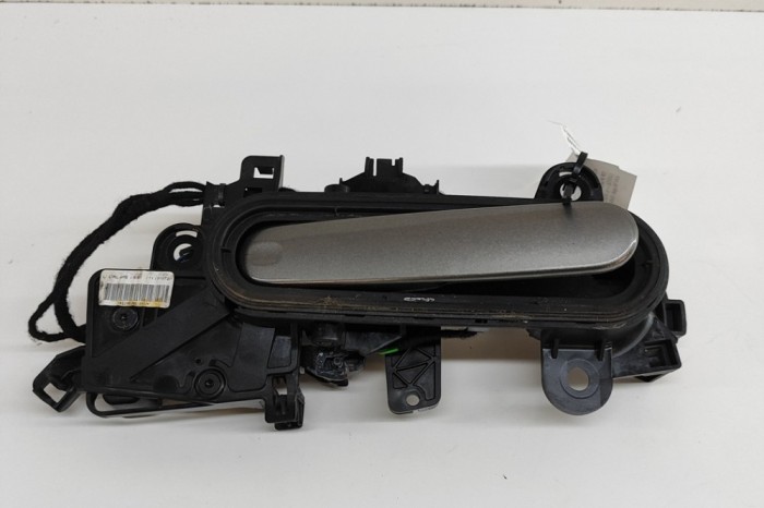M&acirc;ner exterior ușă st&acirc;nga față JAGUAR F-TYPE Coupe X152 2021 OEM: EX53-22401-BD | 30134897