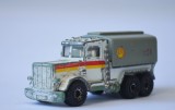 Macheta Matchbox Peterbilt 1981 Macau, 1:64