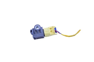 Senzor de impact lateral st&amp;acirc;nga HYUNDAI TUCSON TL, TLE 2018 OEM: 95920-B4000 17773469 foto